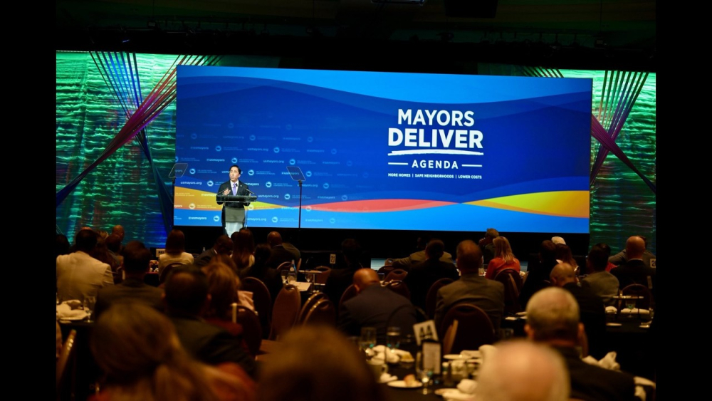 Mayor at conference