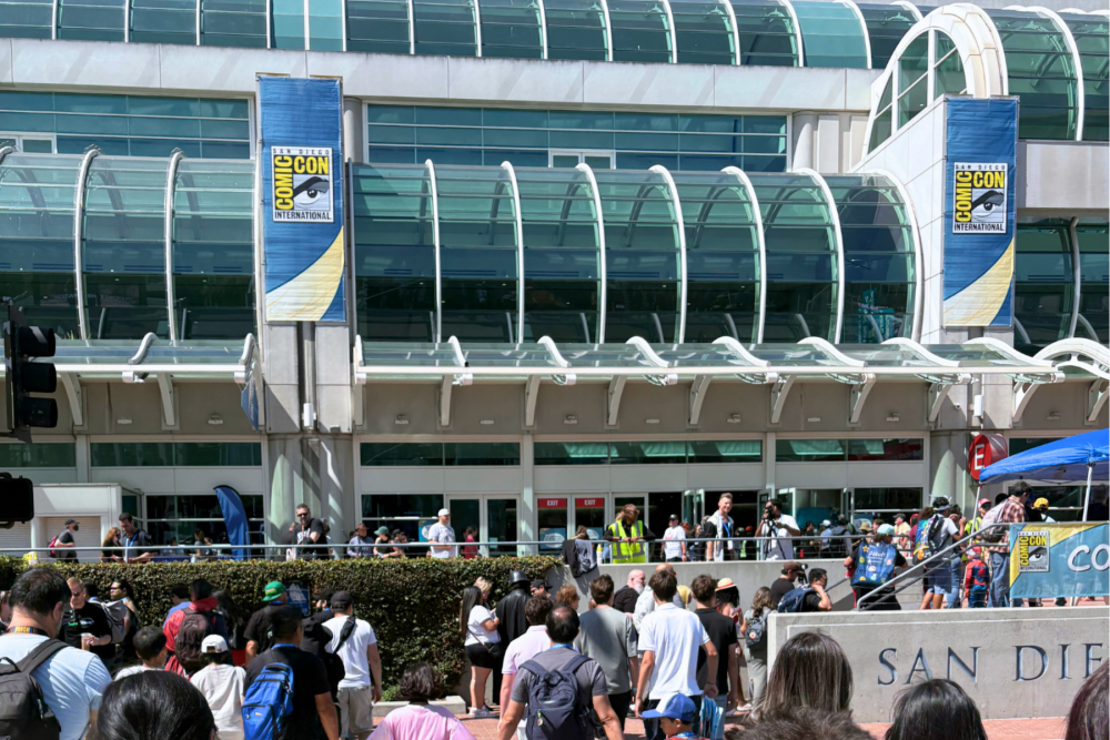 Comic-con attendees entering convention center.