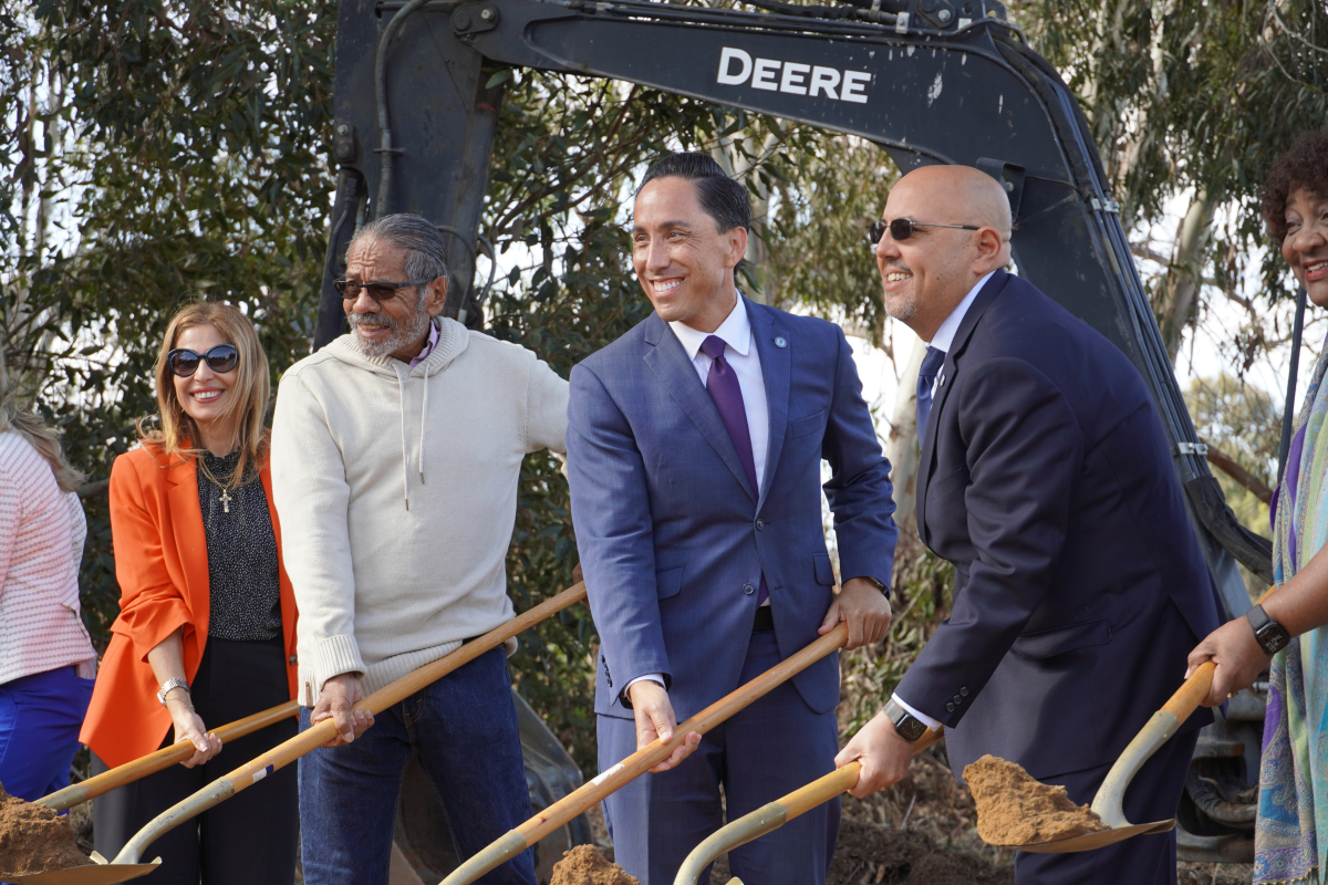 Mayor and Councilmember breaking ground