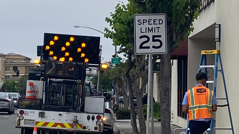Photo of speed limit sign